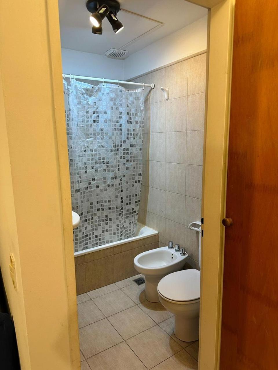 Hermoso Apartamento En Country Hosp Univ Austral 皮拉尔 外观 照片